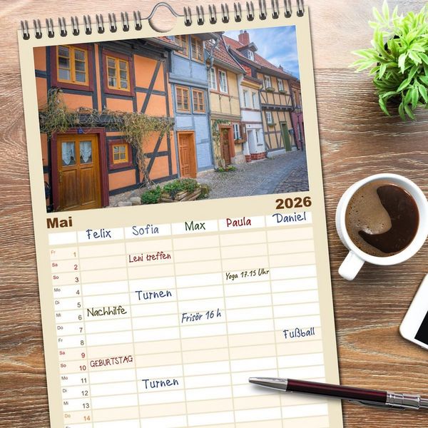 Produktbild: Familienplaner 2026 - Quedlinburg - Die historische Altstadt mit 5 Spalten (Wandkalender, 21 x 45 cm) CALVENDO