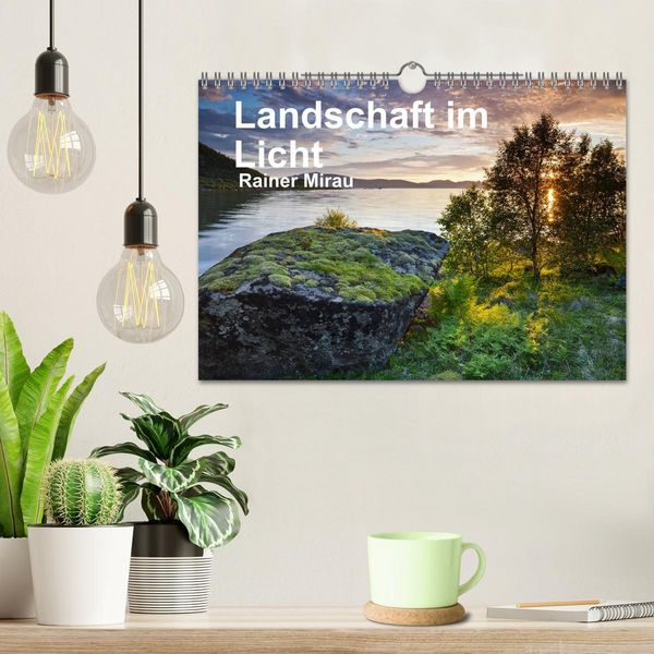 Produktbild: Landschaft im Licht (Wandkalender 2026 DIN A4 quer), CALVENDO Monatskalender