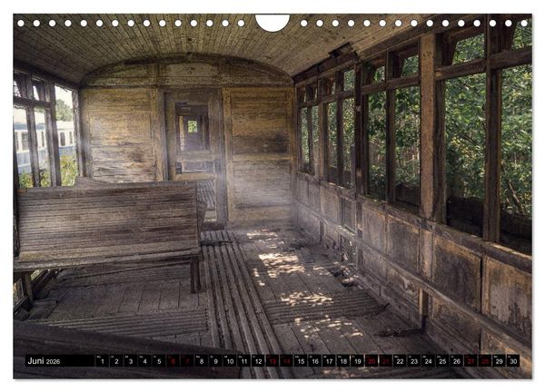 Produktbild: Lokomotiven und Wagen - Verfallen und vergessen auf dem Abstellgleis (Wandkalender 2026 DIN A4 quer), CALVENDO Monatskalender