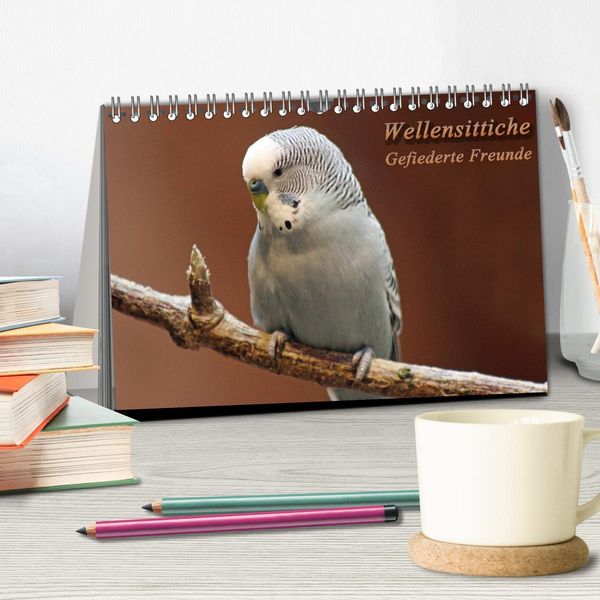 Produktbild: Wellensittiche - Gefiederte Freunde (Tischkalender 2026 DIN A5 quer), CALVENDO Monatskalender