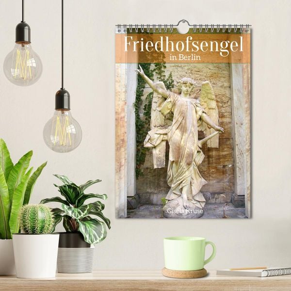 Produktbild: Friedhofsengel in Berlin (Wandkalender 2026 DIN A4 hoch), CALVENDO Monatskalender