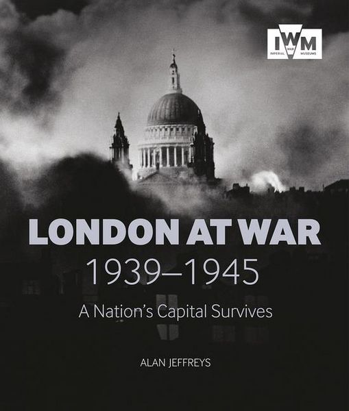 Produktbild: London at War 1939-1945