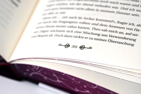 Produktbild: The Ruby Circle (1). All unsere Geheimnisse