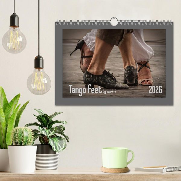 Produktbild: Tango feet (Wandkalender 2026 DIN A4 quer), CALVENDO Monatskalender