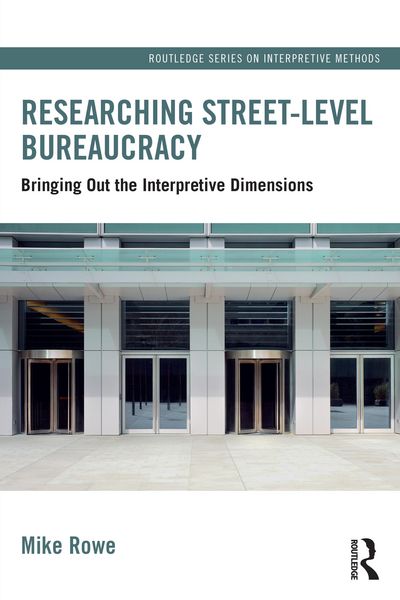 Produktbild: Researching Street-level Bureaucracy
