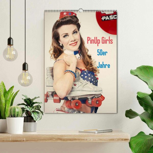 Produktbild: PinUp Girls 50er Jahre (Wandkalender 2026 DIN A2 hoch), CALVENDO Monatskalender