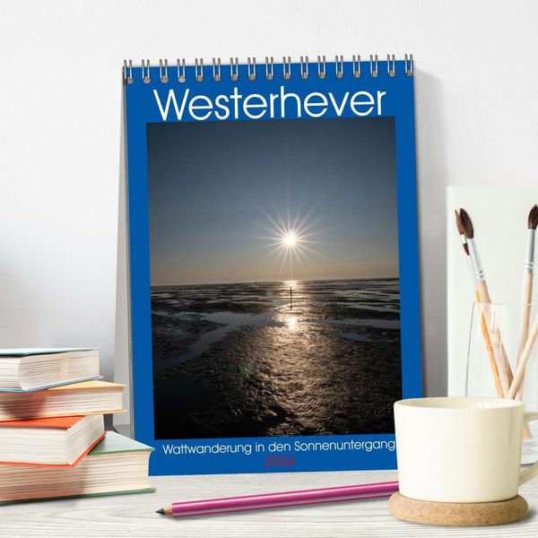 Produktbild: Westerhever - Wattwanderung in den Sonnenuntergang (Tischkalender 2026 DIN A5 hoch), CALVENDO Monatskalender