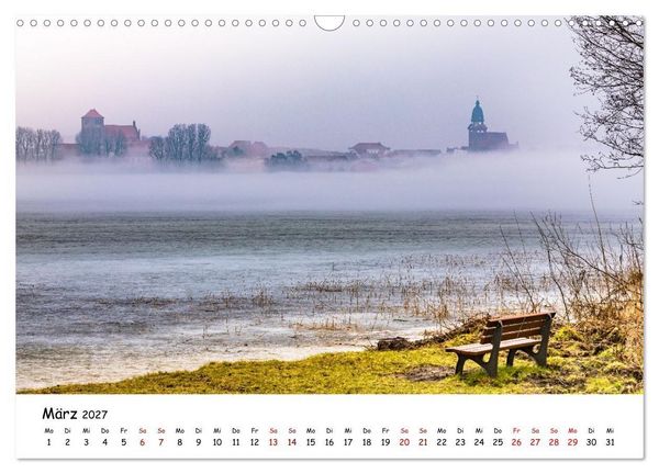 Produktbild: Waren M&uuml;ritz Besondere Ausblicke, Pl&auml;tze und Perspektiven (Wandkalender 2027 DIN A3 quer), CALVENDO Monatskalender
