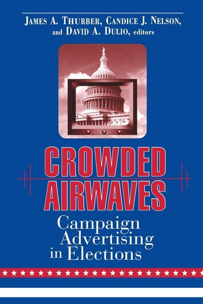 Produktbild: Crowded Airwaves