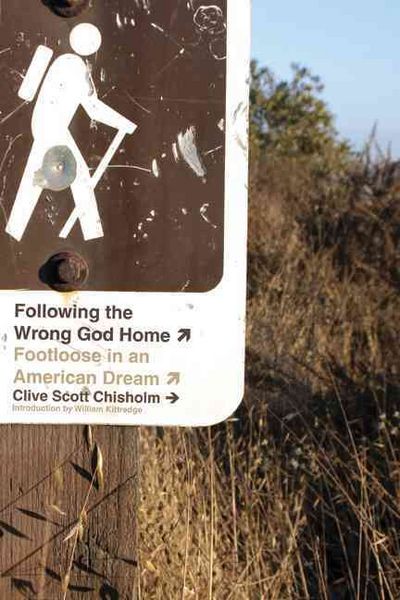 Produktbild: Chisholm, C: Following the Wrong God Home