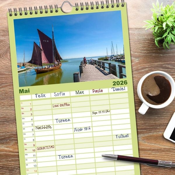 Produktbild: Familienplaner 2026 - Ostsee, Fischland-Dar&szlig; mit 5 Spalten (Wandkalender, 21 x 45 cm) CALVENDO