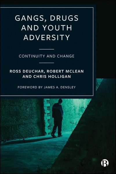 Produktbild: Gangs, Drugs and Youth Adversity