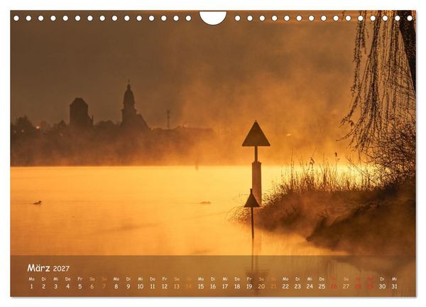 Produktbild: Zwischen See und Himmel - Waren (M&uuml;ritz) im Wandel der Jahreszeiten (Wandkalender 2027 DIN A4 quer), CALVENDO Monatskalender