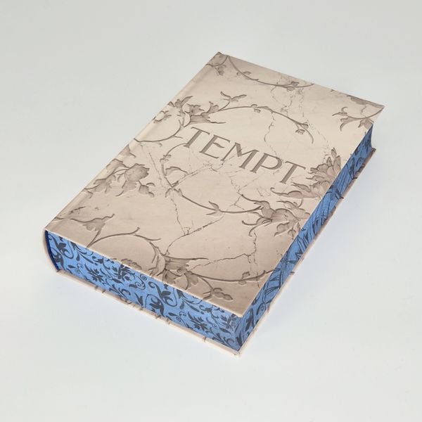 Produktbild: To Tempt a God