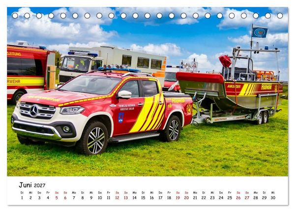 Produktbild: Blaulichttag, unsere Retter! (Tischkalender 2027 DIN A5 quer), CALVENDO Monatskalender