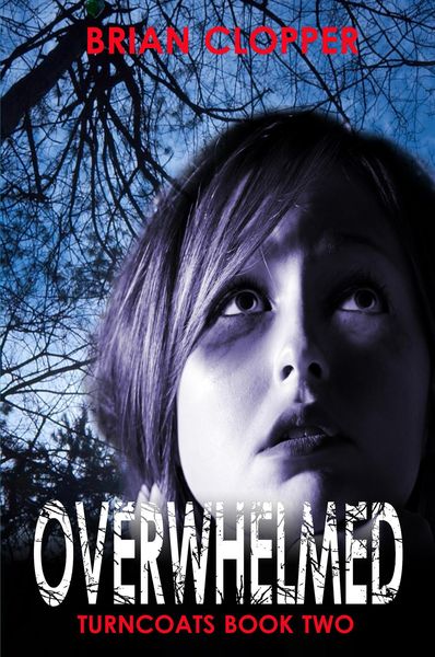 Produktbild: Overwhelmed (Turncoats, #2)
