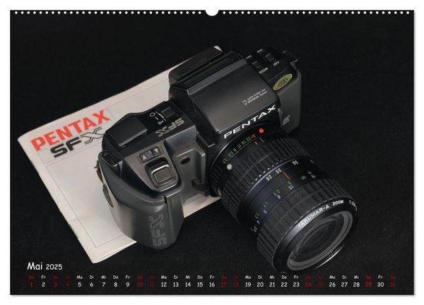 Produktbild: Legend&auml;re Kameras der Marke Pentax (hochwertiger Premium Wandkalender 2025 DIN A2 quer), Kunstdruck in Hochglanz