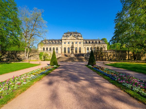 Produktbild: CALVENDO Puzzle Floravase und Orangerie | 1000 Teile Lege-Gr&ouml;&szlig;e 64x48cm Foto-Puzzle f&uuml;r gl&uuml;ckliche Stunden