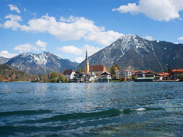 Produktbild: CALVENDO Puzzle Kurort Rottach-Egern am Tegernsee | 1000 Teile Lege-Gr&ouml;&szlig;e 64x48cm Foto-Puzzle f&uuml;r gl&uuml;ckliche Stunden