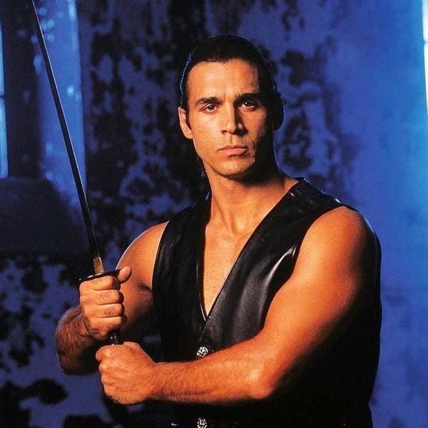 Highlander - Gesamtedition: Die komplette Serie mit Adrian Paul (Alle 6 Staffeln) [45 DVDs]