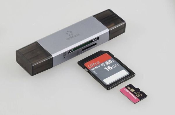 Produktbild: Renkforce RF-PCR-400 Externer Speicherkartenleser USB-A, USB-C&reg; microSD, SD Space Grau