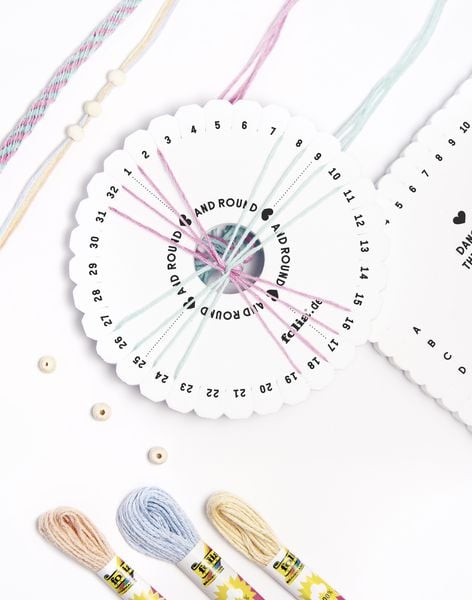 Produktbild: Kumihimo Bracelets PASTELL RAINBOW, 16-teilig