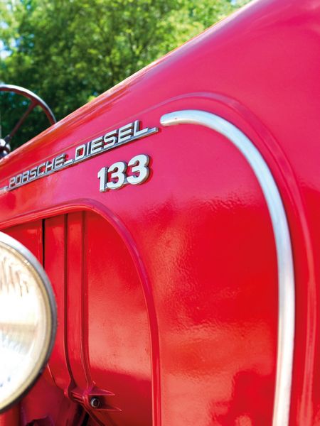 Produktbild: CALVENDO Puzzle Porsche-Diesel 133 | 1000 Teile Lege-Gr&ouml;&szlig;e 64x48cm Foto-Puzzle f&uuml;r gl&uuml;ckliche Stunden