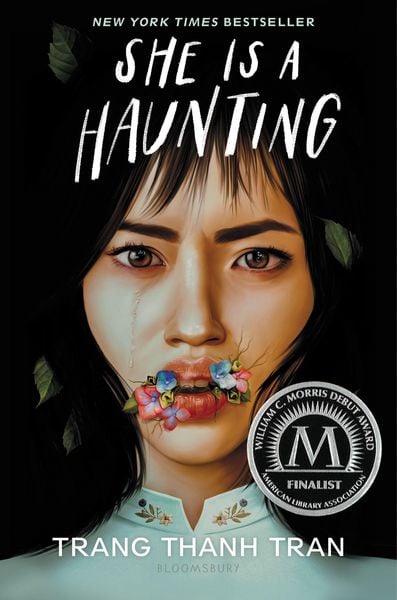 Produktbild: She Is a Haunting