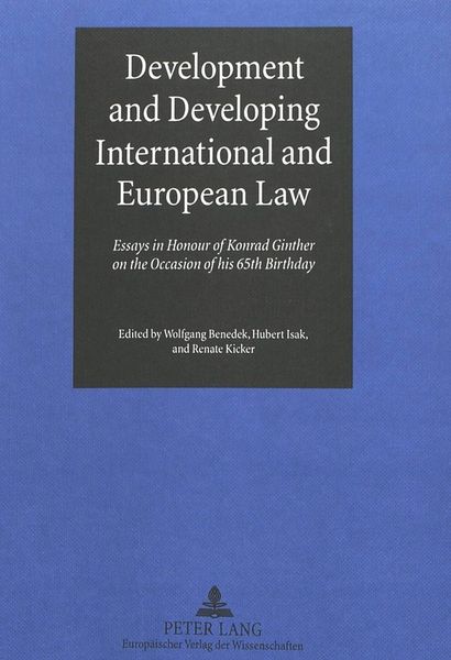 Produktbild: Development and Developing International and European Law