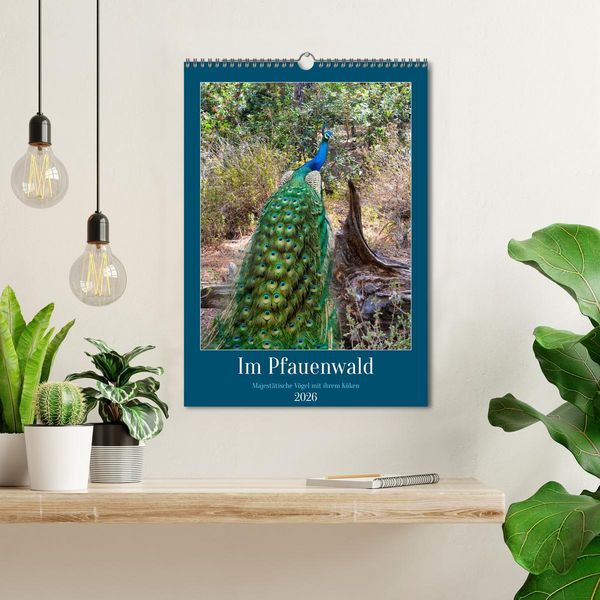 Produktbild: Im Pfauenwald (Wandkalender 2026 DIN A3 hoch), CALVENDO Monatskalender