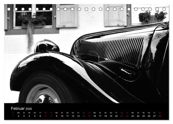 Produktbild: Citro&euml;n 11 CV Traction Avant in schwarzweiss (Tischkalender 2026 DIN A5 quer), CALVENDO Monatskalender