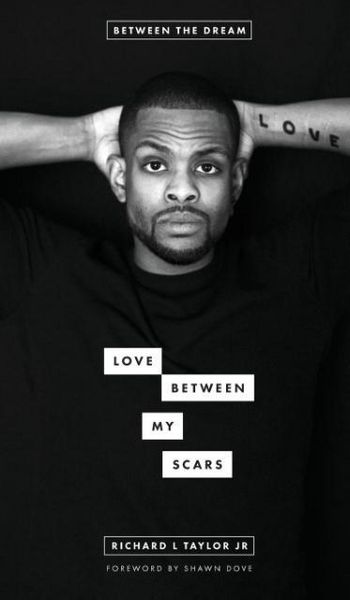 Produktbild: Love Between My Scars