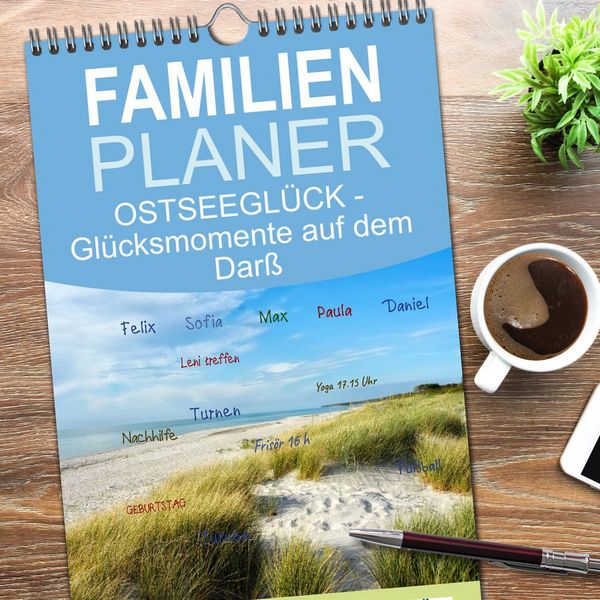 Produktbild: Familienplaner 2026 - OSTSEEGL&Uuml;CK - Gl&uuml;cksmomente auf dem Dar&szlig; mit 5 Spalten (Wandkalender, 21 x 45 cm) CALVENDO