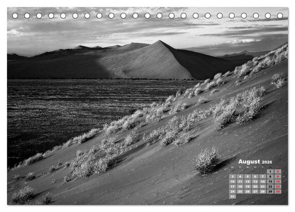 Produktbild: Namibia schwarzwei&szlig; (Tischkalender 2026 DIN A5 quer), CALVENDO Monatskalender