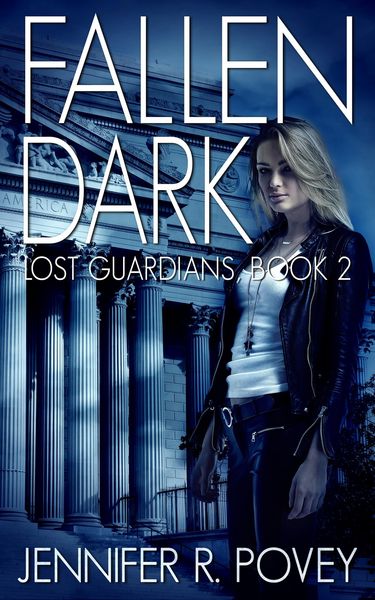 Produktbild: Fallen Dark (Lost Guardians, #1)