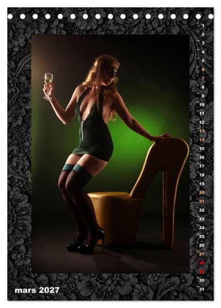 Produktbild: Belles femmes en lingerie (Calendrier de bureau 2027 DIN A5 horizontal), CALVENDO calendrier mensuel