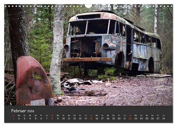 Produktbild: BILKYRKOG&Aring;RDEN Der Autofriedhof im Kyrk&ouml; Mosse (Wandkalender 2026 DIN A3 quer), CALVENDO Monatskalender