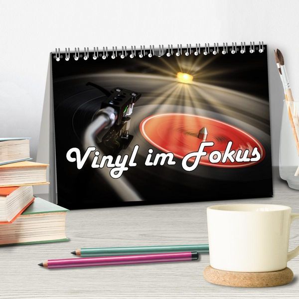 Produktbild: Vinyl im Fokus (Tischkalender 2027 DIN A5 quer), CALVENDO Monatskalender