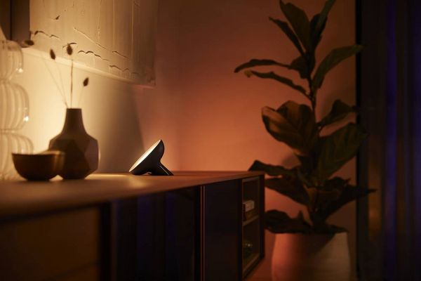 Produktbild: Philips Hue LED-Tischlampe 77112600 Bloom LED fest eingebaut 7.1W
