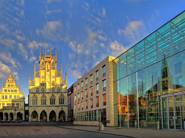 Produktbild: CALVENDO Puzzle M&uuml;nster - Das Rathaus | 1000 Teile Lege-Gr&ouml;&szlig;e 64x48cm Foto-Puzzle f&uuml;r gl&uuml;ckliche Stunden