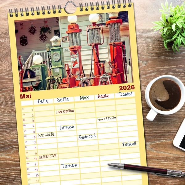 Produktbild: Familienplaner 2026 - Nostalgie auf 2451 Meilen - Route 66 mit 5 Spalten (Wandkalender, 21 x 45 cm) CALVENDO