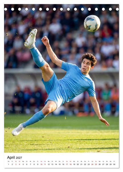 Produktbild: Am Ball - Dynamik des modernen Fu&szlig;balls (Tischkalender 2027 DIN A5 hoch), CALVENDO Monatskalender