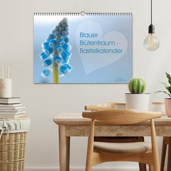 Produktbild: Blauer Bl&uuml;tentraum - Bastelkalender (Wandkalender 2026 DIN A3 quer), CALVENDO Monatskalender