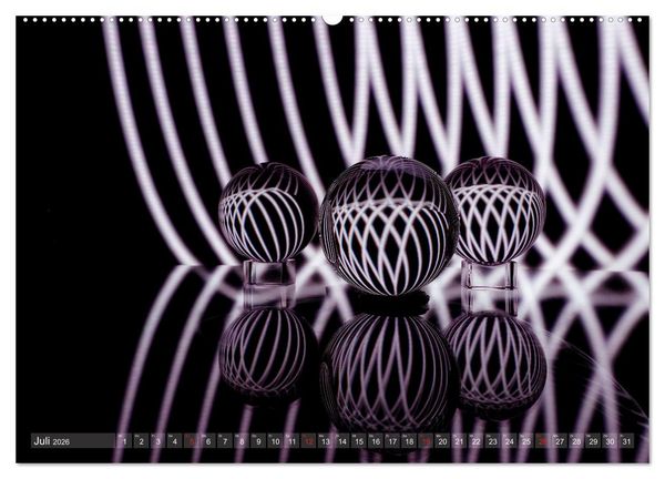 Produktbild: Glaskugeln im Licht - faszinierende Lightpaintings (hochwertiger Premium Wandkalender 2026 DIN A2 quer), Kunstdruck in Hochglanz