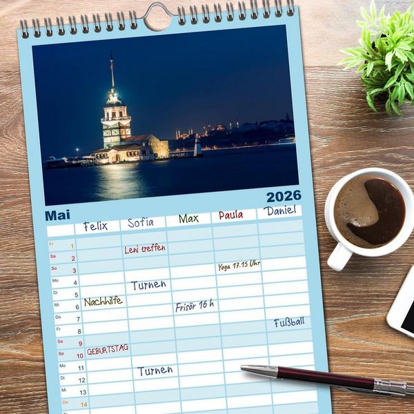Produktbild: Familienplaner 2026 - Istanbul - Stadt am Bosporus mit 5 Spalten (Wandkalender, 21 x 45 cm) CALVENDO