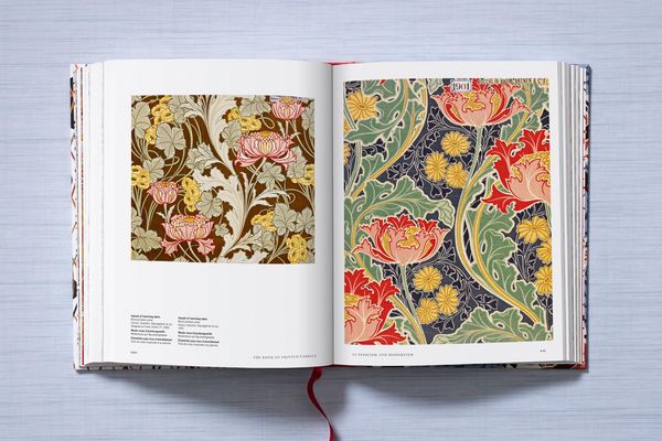 Produktbild: The Book of Printed Fabrics
