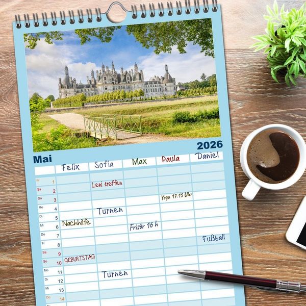 Produktbild: Familienplaner 2026 - Ch&acirc;teaux. Im Tal der Loire mit 5 Spalten (Wandkalender, 21 x 45 cm) CALVENDO