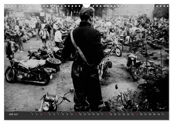 Produktbild: east Rider - Biker und Bikes aus der DDR (Wandkalender 2027 DIN A3 quer), CALVENDO Monatskalender