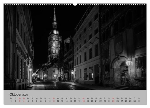 Produktbild: Hansestadt Stralsund bei Nacht (mit GPS-Koordinaten) (hochwertiger Premium Wandkalender 2026 DIN A2 quer), Kunstdruck in Hochglanz