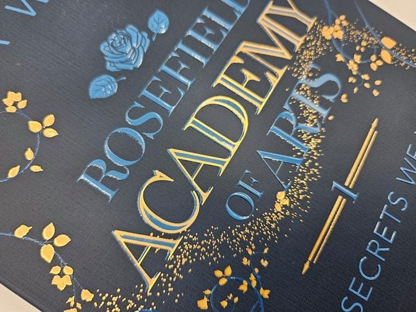 Produktbild: Rosefield Academy of Arts – The Secrets We Keep
